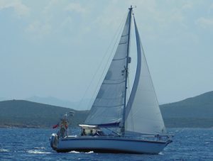 sailboatdata moody 35